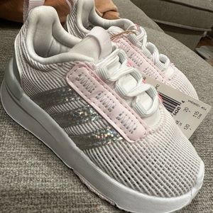 Baby girl adidas size 5 NWT